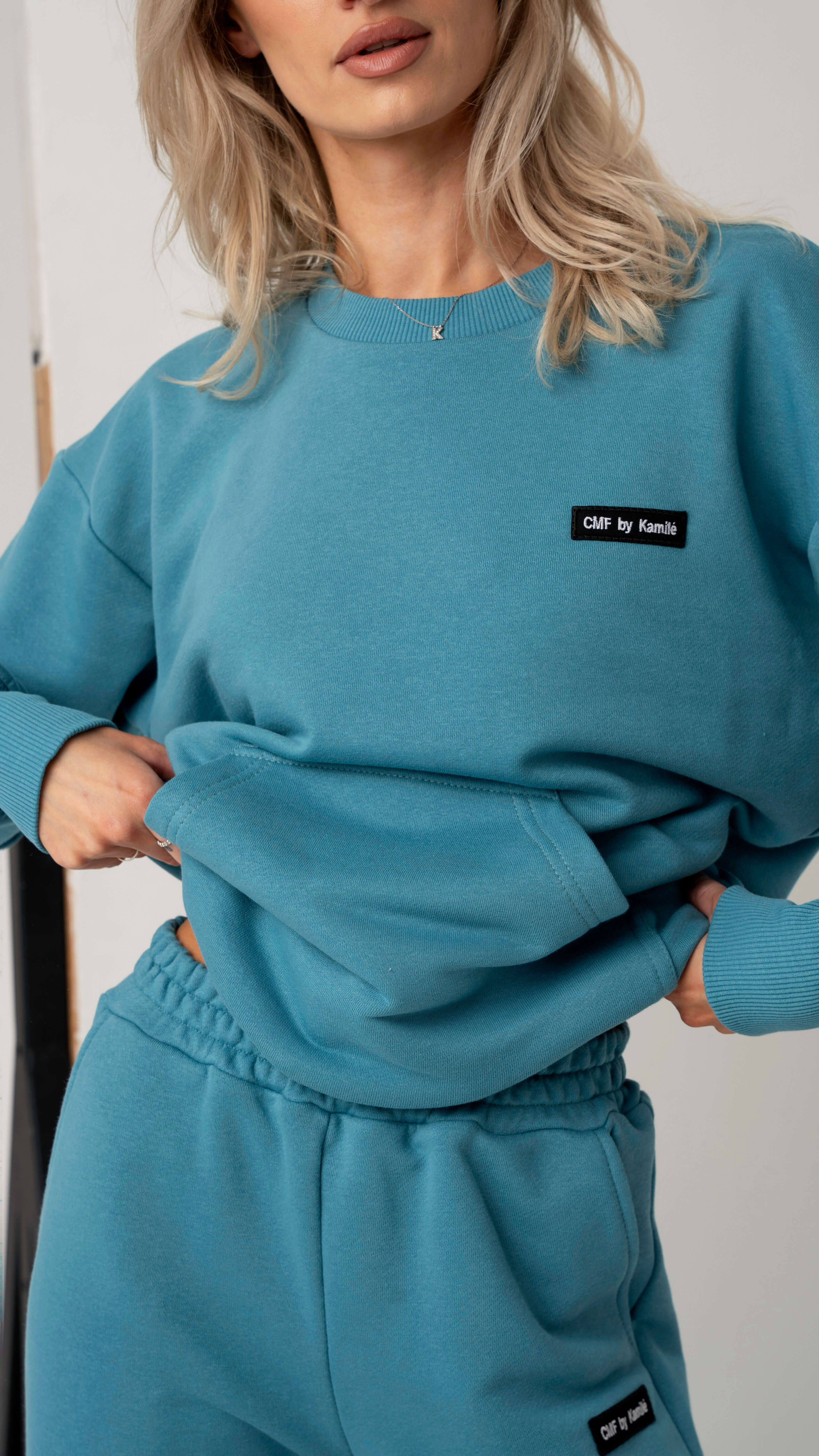 Turkio spalvos laisvalaikio treningai be pūkelio ir be kapišono džemperis su tiesiomis kelnėmis į apačią CMF by Kamilė
