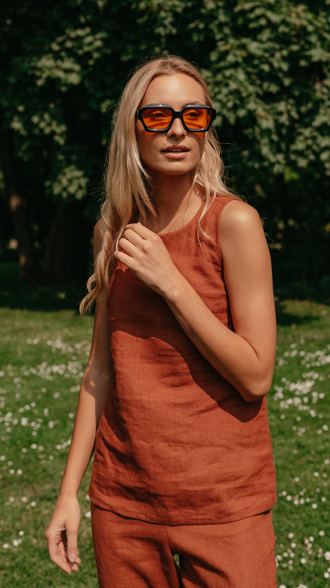 Brick-colored costume "Emilė" CMF234