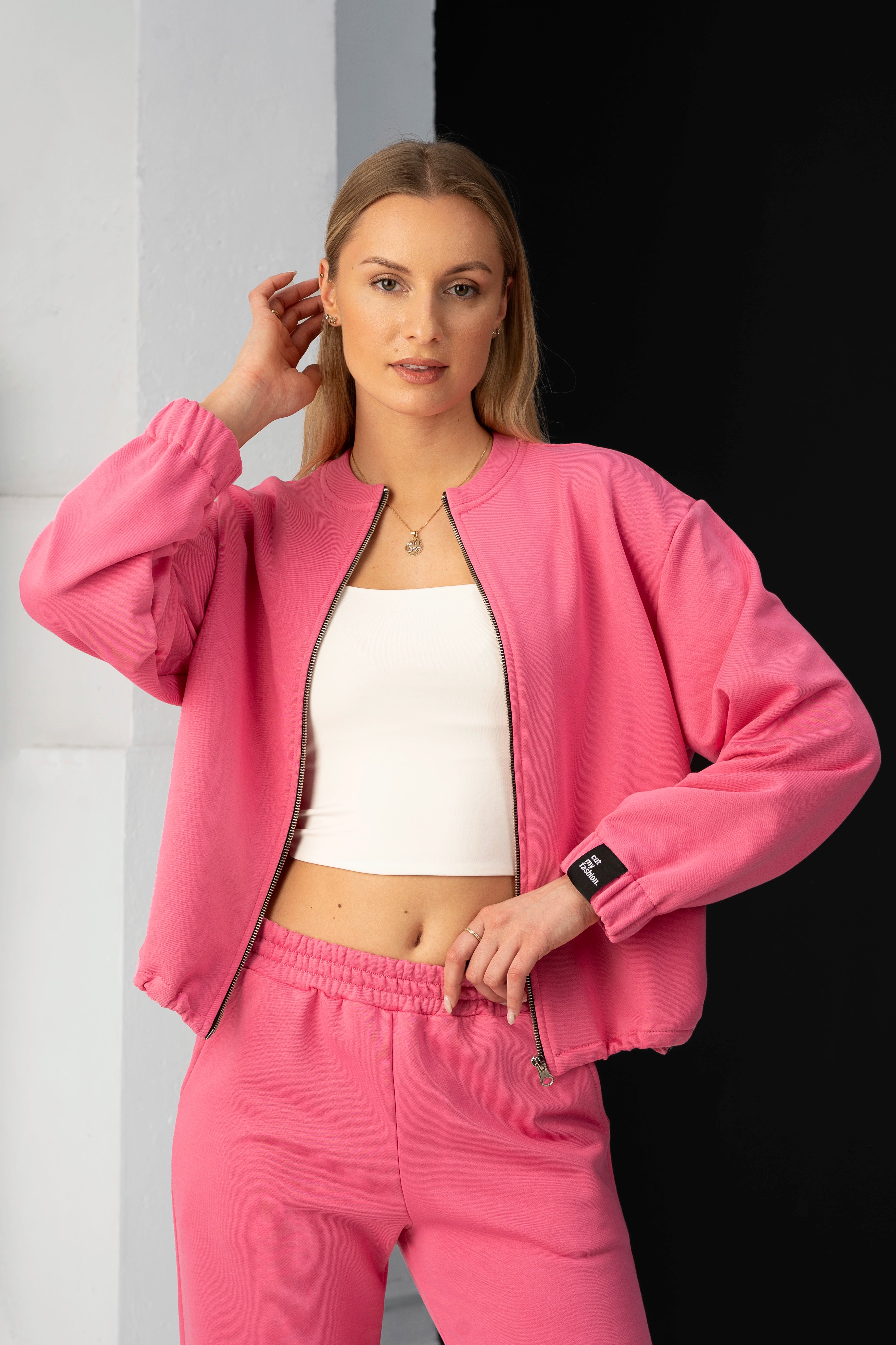 Lint-free leisure tracksuit "Mėja" CMF548
