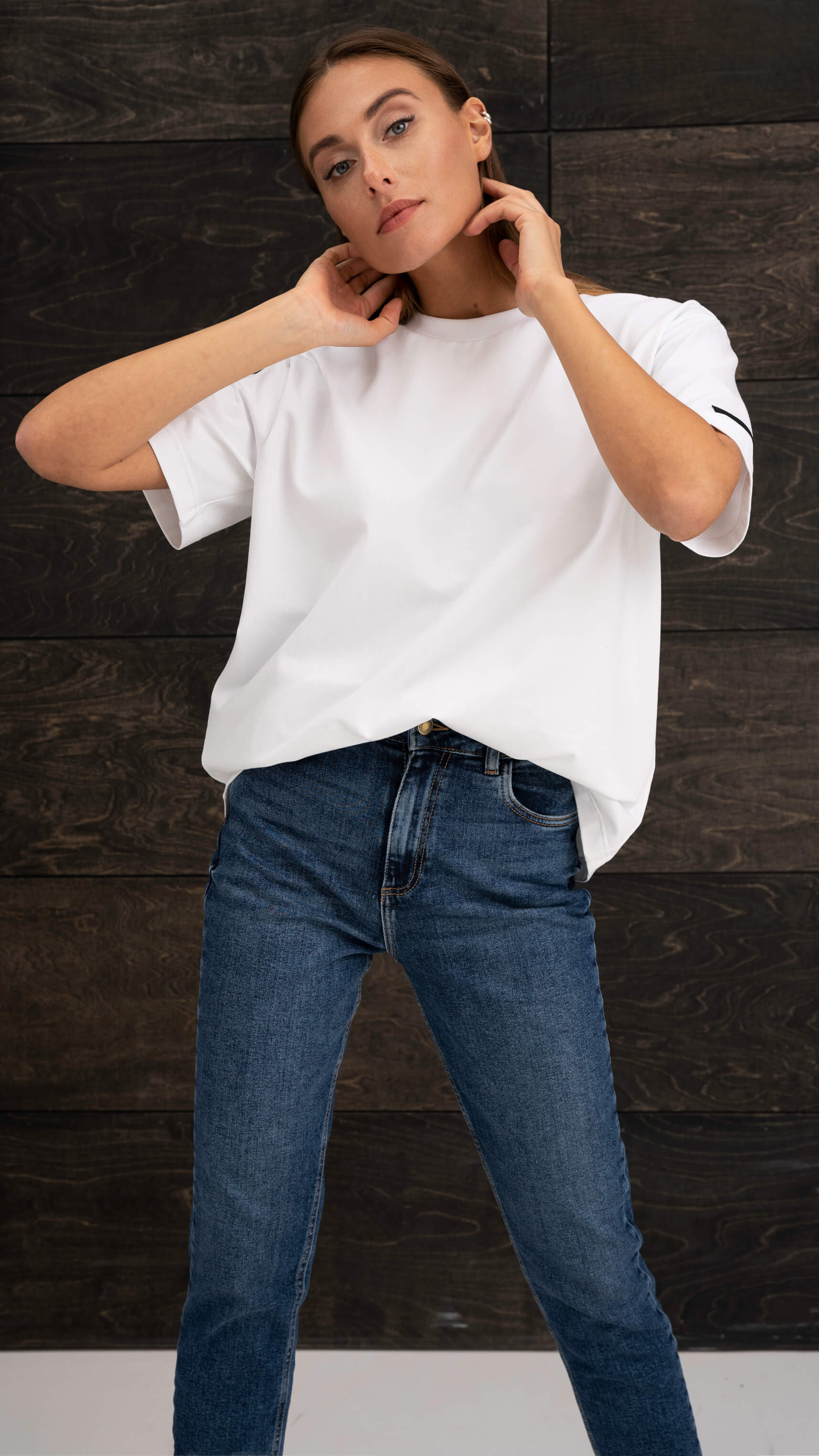 Oversized women's T-shirt CMF203