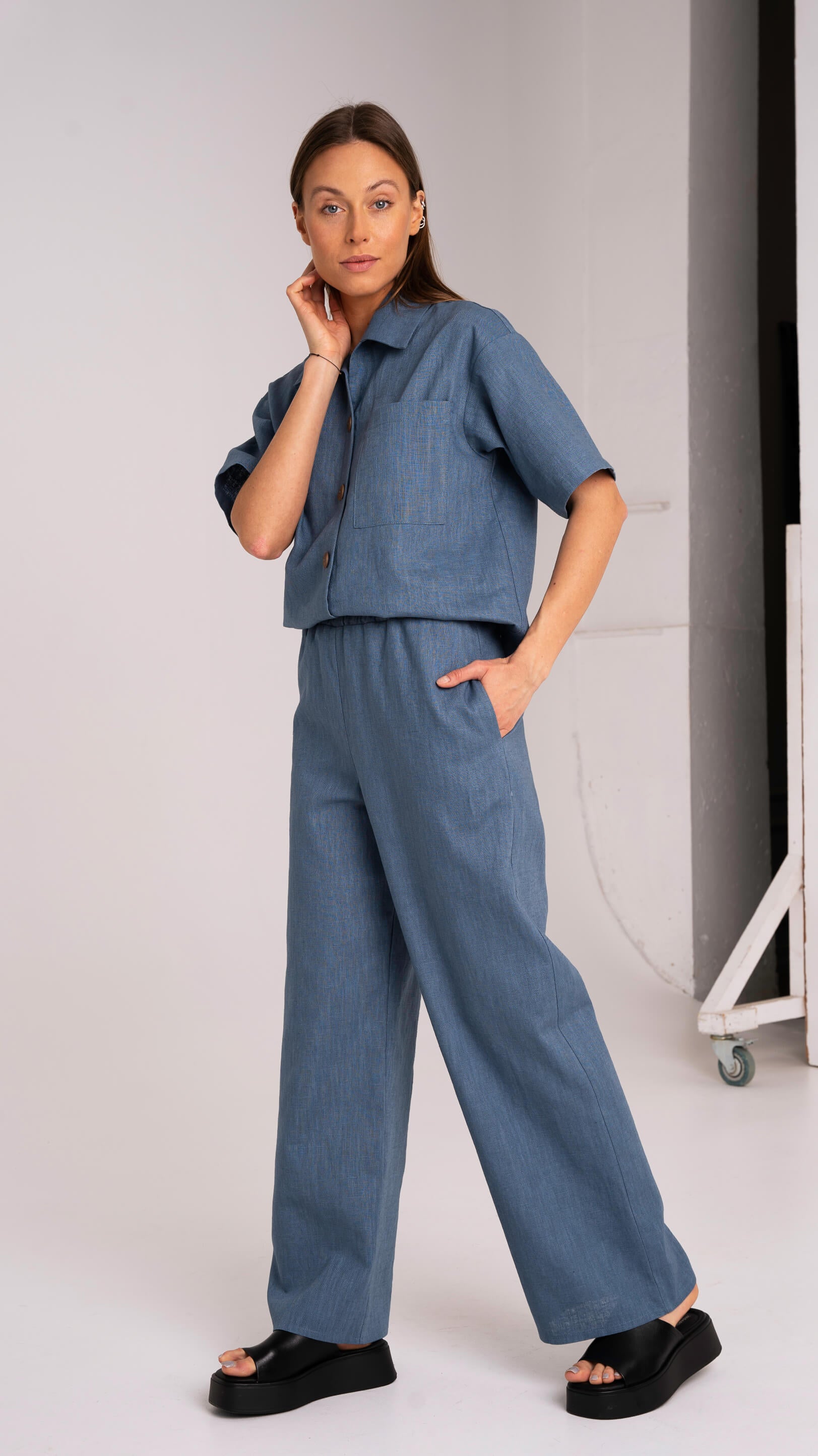 Linen suit "Leta" CMF342