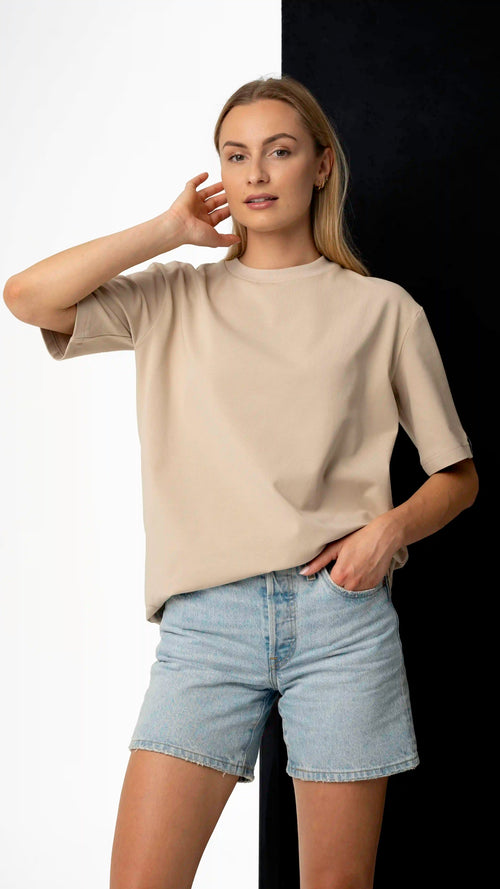 Oversized women's T-shirt CMF481