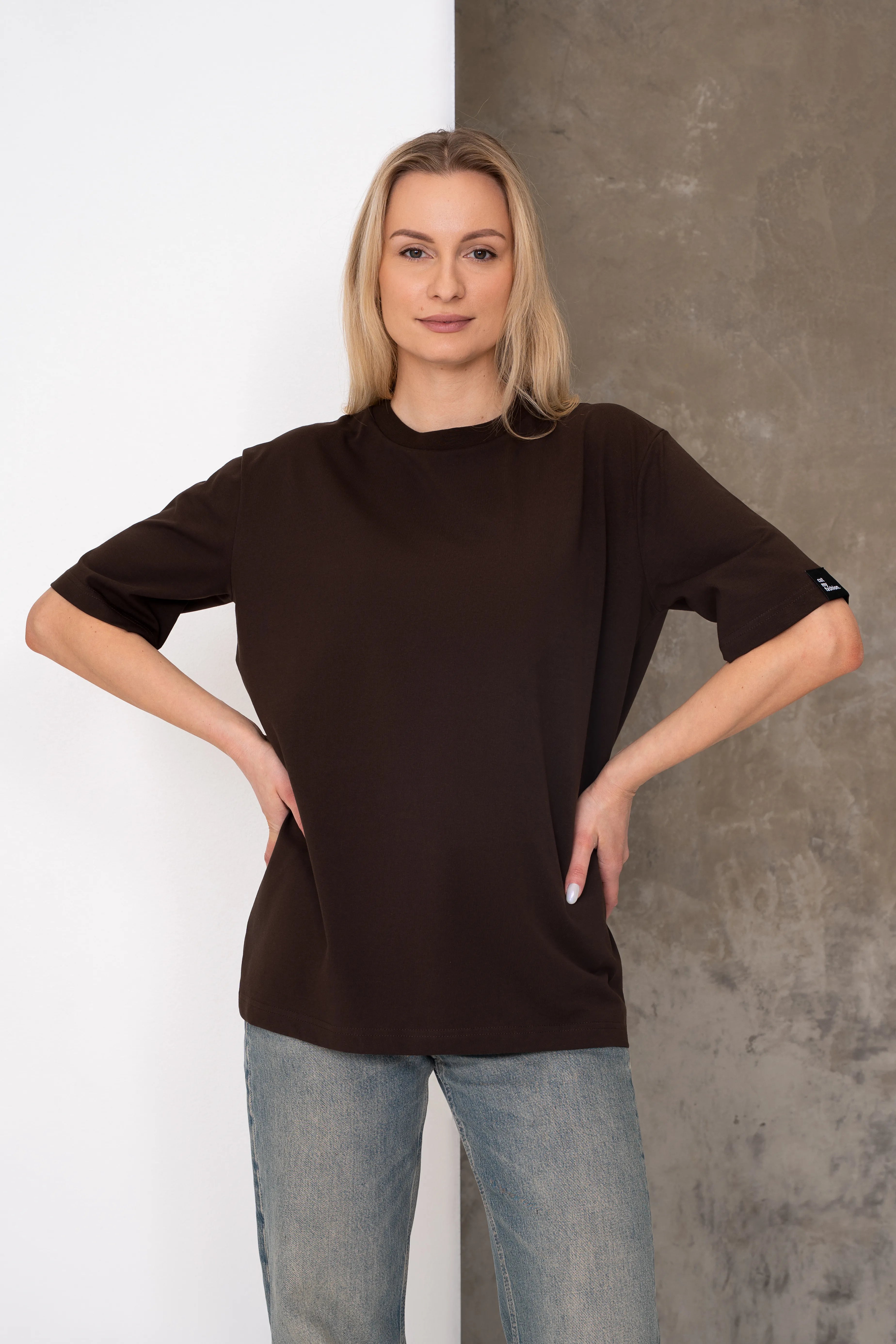 Brown women’s oversized T-shirts with short sleeves and a black cutmyfashion label on the sleeve