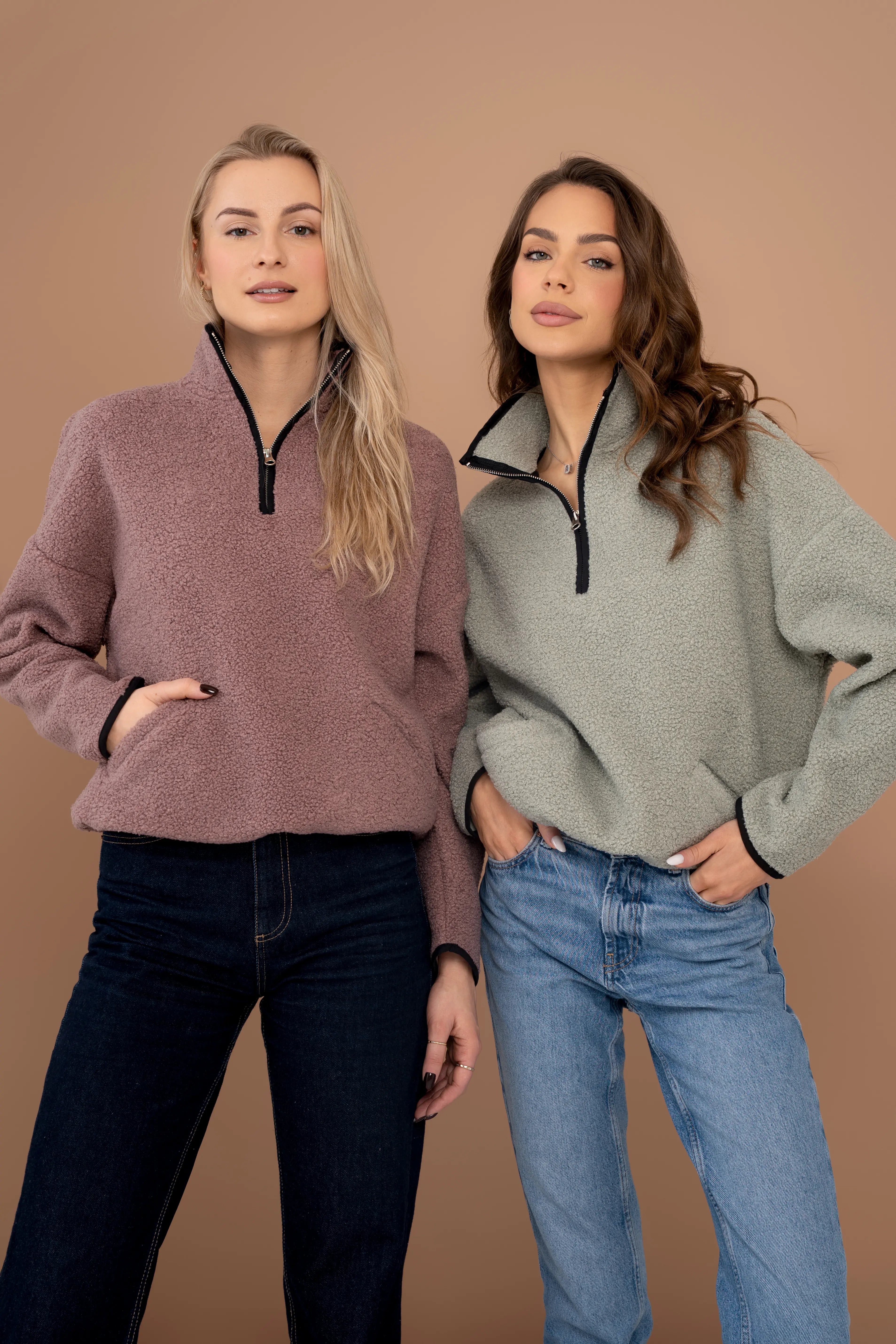 Oversized teddy sweatshirt “Dana” CMF570-17