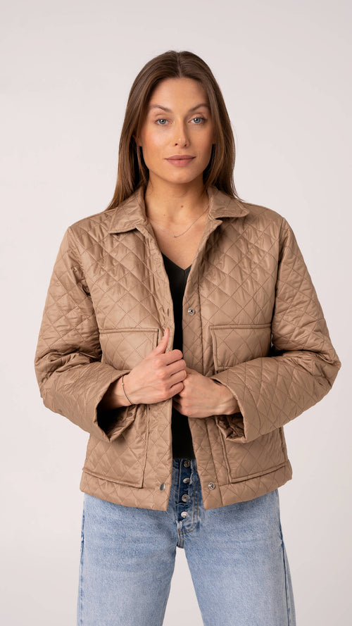 Moteriška striukė 