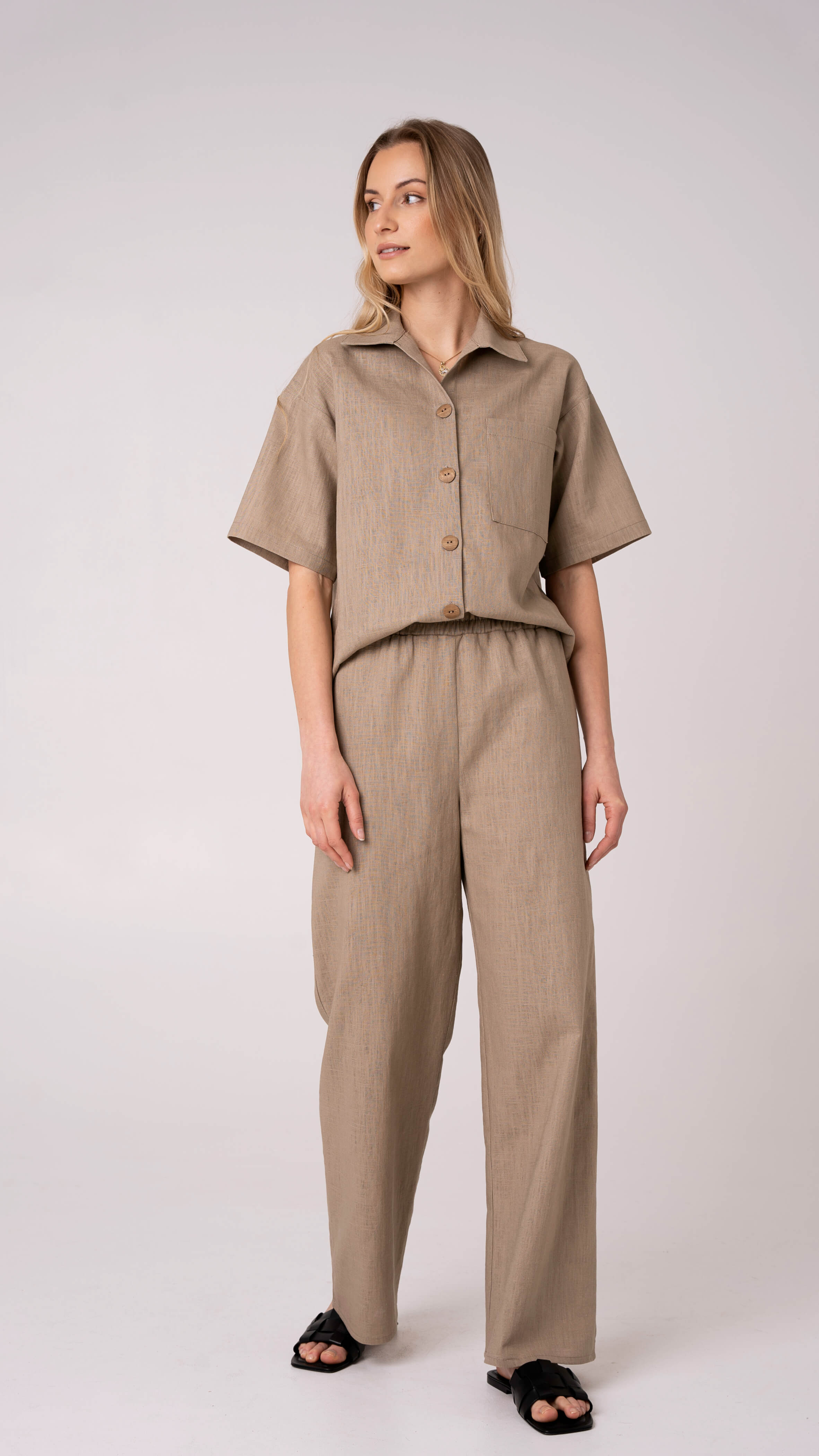 Linen suit "Leta" CMF341
